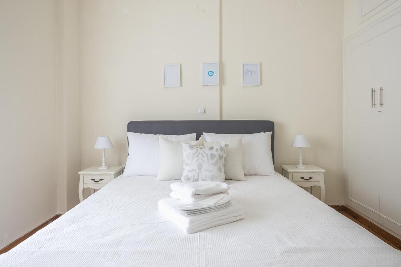 Athenean Classic At Acropolis Museum & Metro Apartment