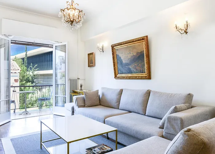 Athenean Classic Apartment At Acropolis Museum & Metro
